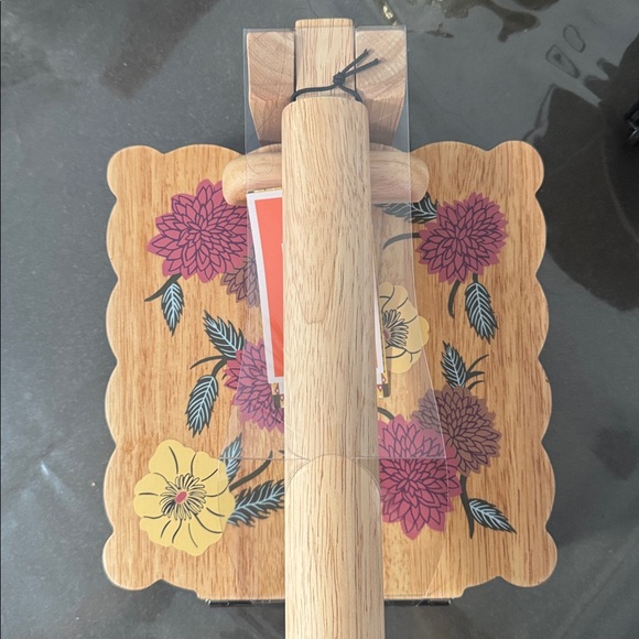 Latino Heritage Month 8.58” Wooden Tortilla Press Brown. New.